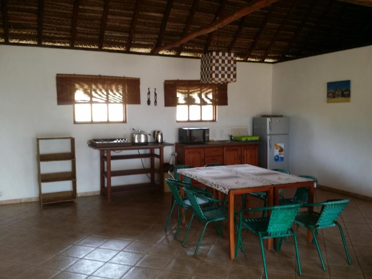 Blue Moon Beach Holiday Resort Inhambane Exterior foto